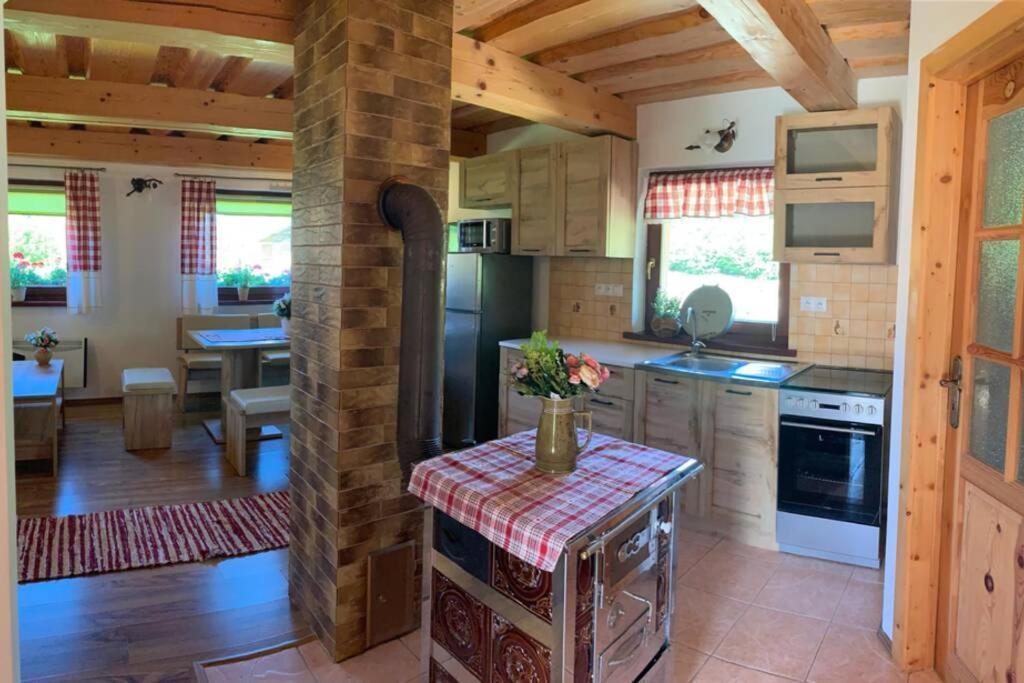 Domcek U Fera Villa Zázrivá Exteriör bild