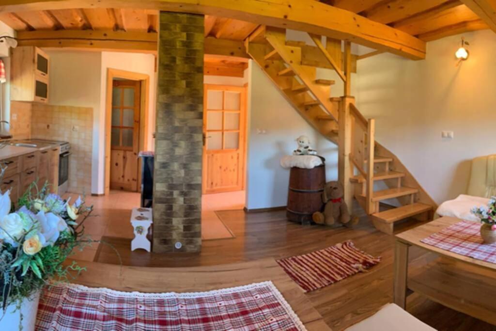 Domcek U Fera Villa Zázrivá Exteriör bild